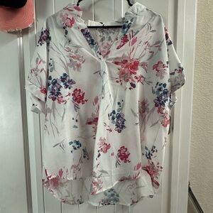 Floral Women's Top - White and Pink